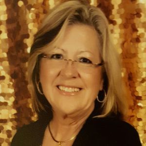 Meet your Posher, Deborah